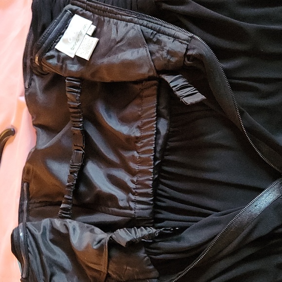 Donna Morgan Women's clothing - Picture 10 of 13